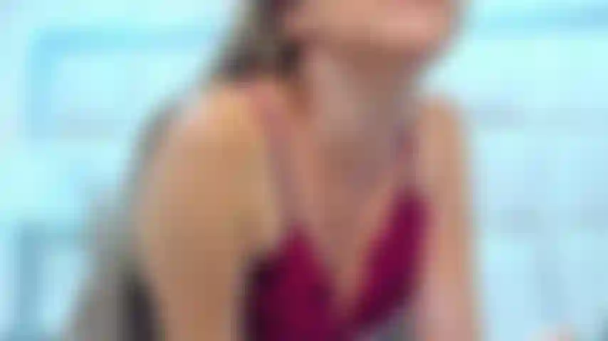 Uno spettacolo molto sporco pieno di saliva sul viso.