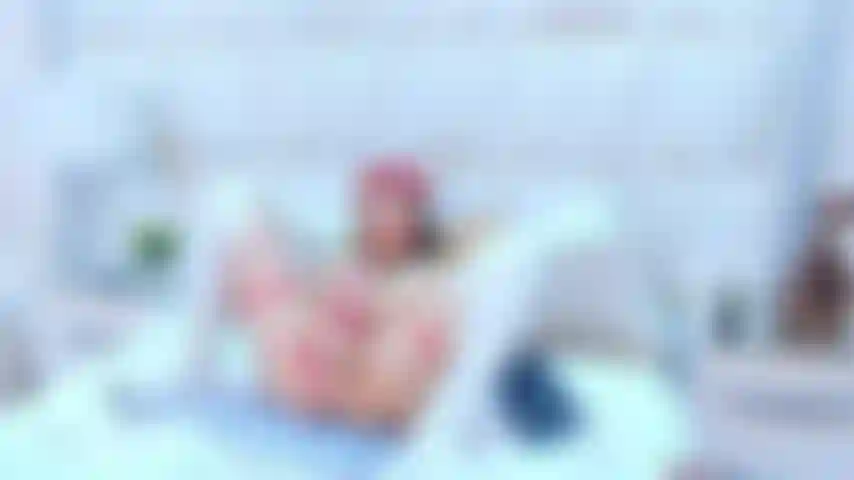 Doppia masturbazione, doppia vibrazione, la mia figa bagnata.