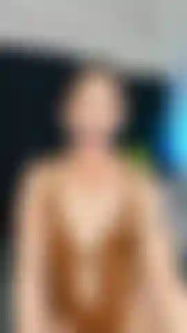 Imbavagliami! Sarò la tua brava ragazza così sottomessa.
