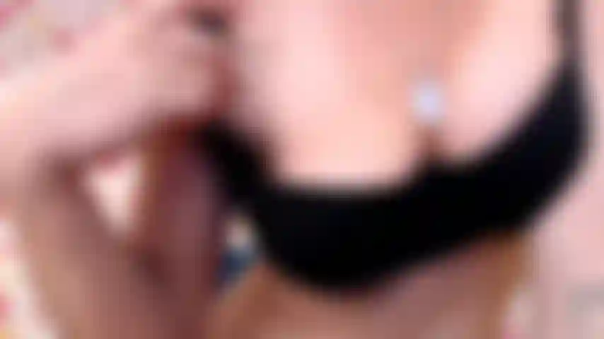 Da vicino adorazione delle tette.