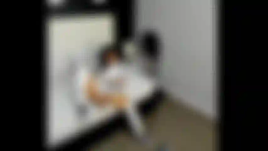 Succhia il tuo cazzo nero.