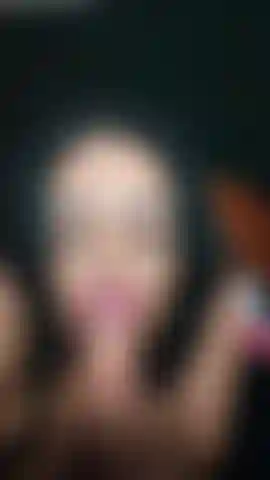 Pompino slurpy con divertimento che fa venire l'acquolina in bocca.