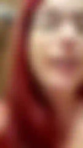 Uso il mio nuovissimo dildo spesso 10 pollici per scoparmi la figa e venire! Ho dovuto provarlo prima di provare a guidarlo e sembra funzionare abbastanza bene. Guardami avere un enorme orgasmo con esso! 36 W preggo! Audio!