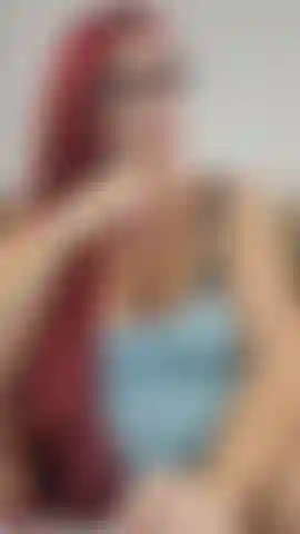 Sono passati quasi 3 mesi da quando ho usato il mio enorme dildo da 12 pollici per scoparmi la figa! Mi scopo la figa, la allungo e poi uso la mia mini vibrazione per farmi venire molto forte! Guardami allungare la mia cremosa figa incinta! 32 Settimane! ( Audio).