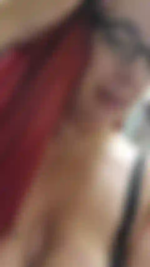 Ho realizzato una personalizzazione per qualcuno di nome perico che voleva che il mio nome fosse scritto sul mio petto, non è visibile in tutto il video ma se vuoi guardarmi mentre mi scopo con le dita la figa mentre schizzi il latte ti piacerà questo video! Audio! Tanto latte!