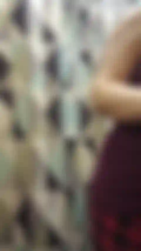 Mangio fino a quando non sono sazia a 39 settimane di gravidanza! Prima e dopo le misurazioni della pancia, purtroppo essere incinta mentre sto cercando di mangiare 2 whoppers e consumare un tè pieno e mezza soda si è rivelato un po' più impegnativo di quanto pensassi, ma ce l'ho fatta! Audio!