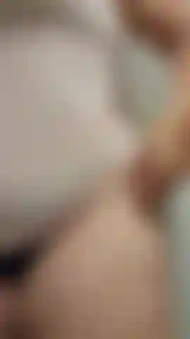 Cavalca un cazzo pov! Guardami mentre cavalco il tuo cazzo, ascolta quanto è bagnata la mia figa da vicino, bella e personale, e poi sborraci sopra in questo angolo pov! Audio!