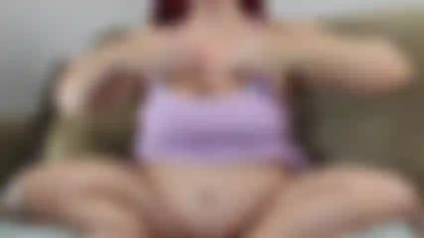 Era da un po' che non mi rilassavo, mettevo su un po' di porno e lo guardavo mentre mi stuzzicavo la figa così da potermi preparare per un bel paio di orgasmi! Guardami stuzzicare la mia figa, vibrare il mio clitoride e farmi venire due volte! 34 Incinta di settimane.