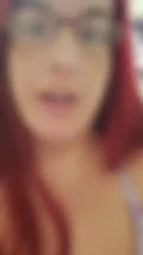 35 Video feticista della pancia di weeks - parlando di te che baci, lecchi, mi strofini la pancia, mi fotti con la lingua l'ombelico, fai scivolare la punta del tuo cazzo nel mio profondo ombelico e lo scopi. Joi! Audio!