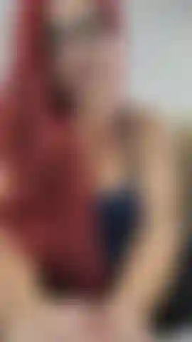 Il mio ombelico infossato merita di essere adorato così come la mia pancia incinta, ti dico tutte le cose che voglio che tu faccia con il mio ombelico mentre ti mostro alcune viste ravvicinate davvero belle con incoraggiamento e sperma alla fine! 35 Incinta di settimane.