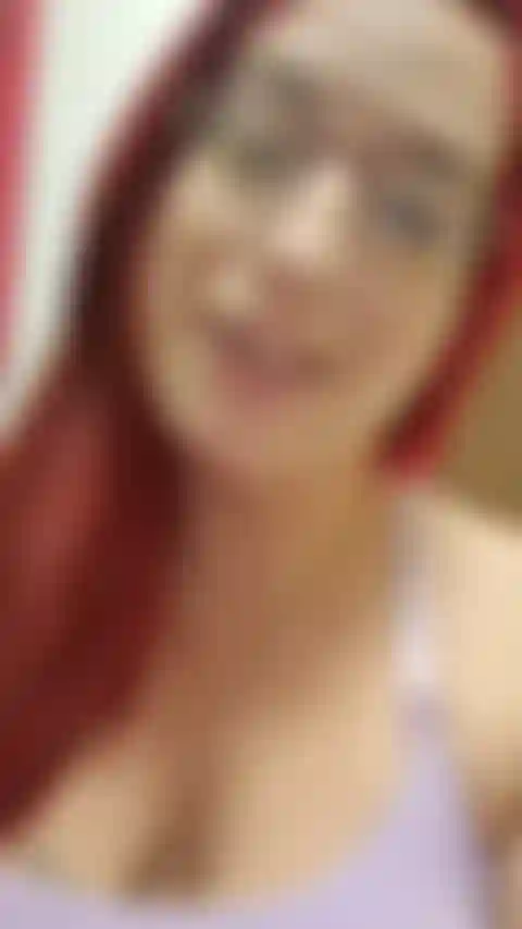 Usando il mio nuovo dildo da 12 pollici 2,5 con circonferenza in pollici, probabilmente rimarrai sorpreso dal risultato quanto lo sono stato io! Pensavo che non esistesse un cazzo di modo in cui potesse adattarsi. O è stato così? Audio! 32 Incinta di settimane.