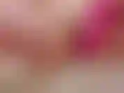 Cherie ha un orgasmo pulsante e cremoso da vicino!!