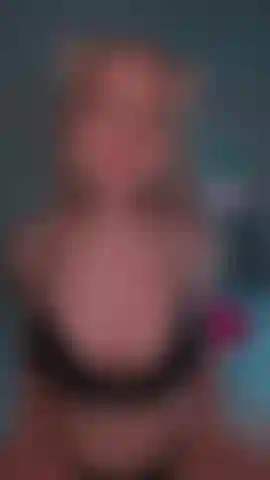 Cat girl fa una scena sph/joi!