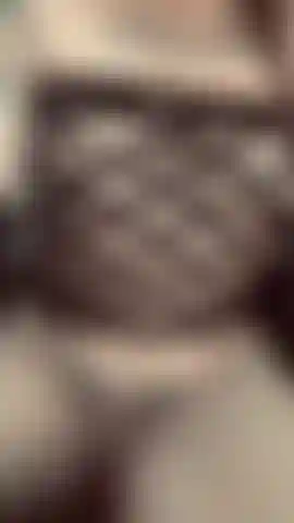 Rubbing all over my titties and touching myself come look at this pretty kitty