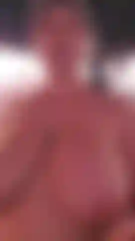 outside tittie bouncing
