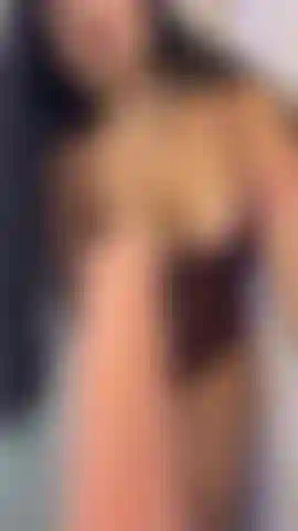 Strofina il mio culo sul tuo cazzo.