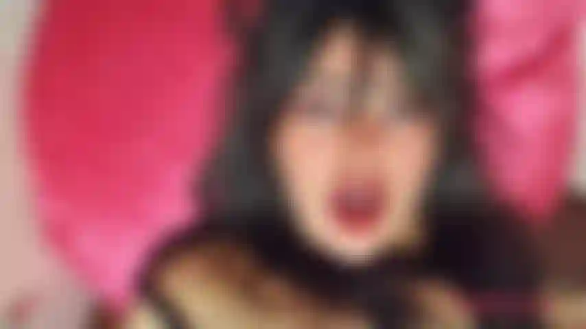 Guarda la mia faccia mentre vengo.
