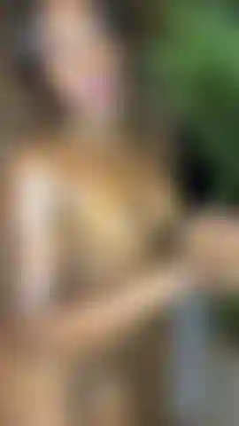 Assapora il mio culo caldo.