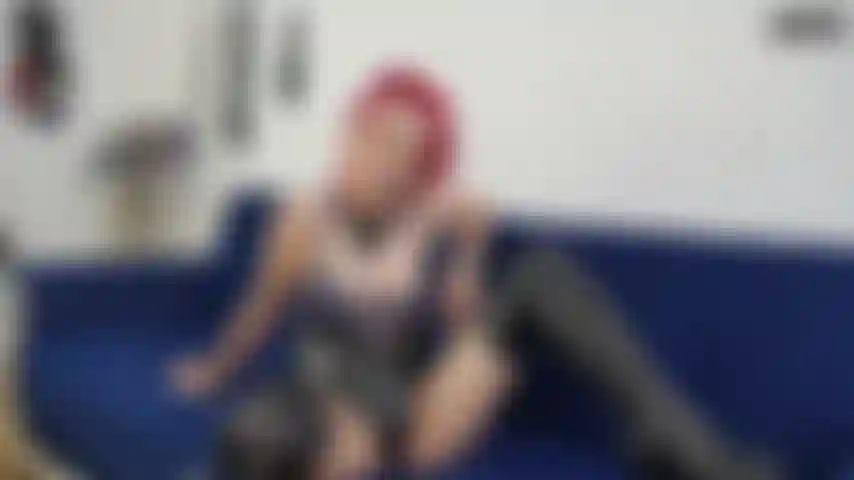 Una puttana che succhia.