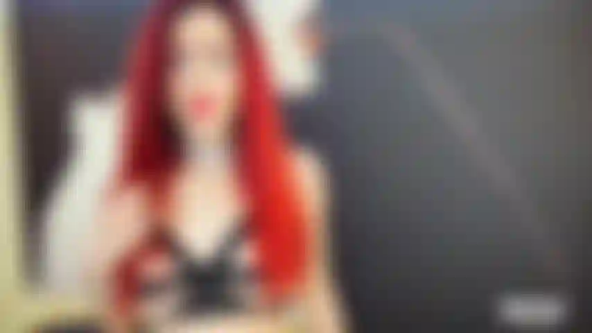 Sedotta dal mio fumo.