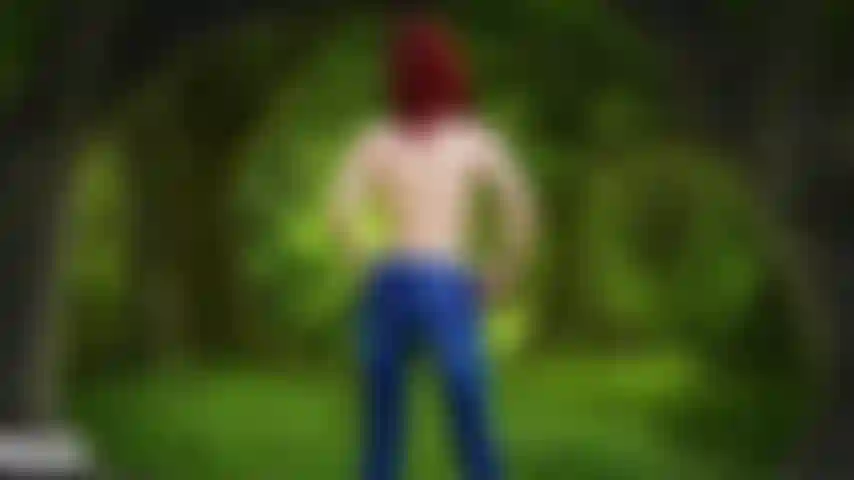 Feticista dei jeans firmati.