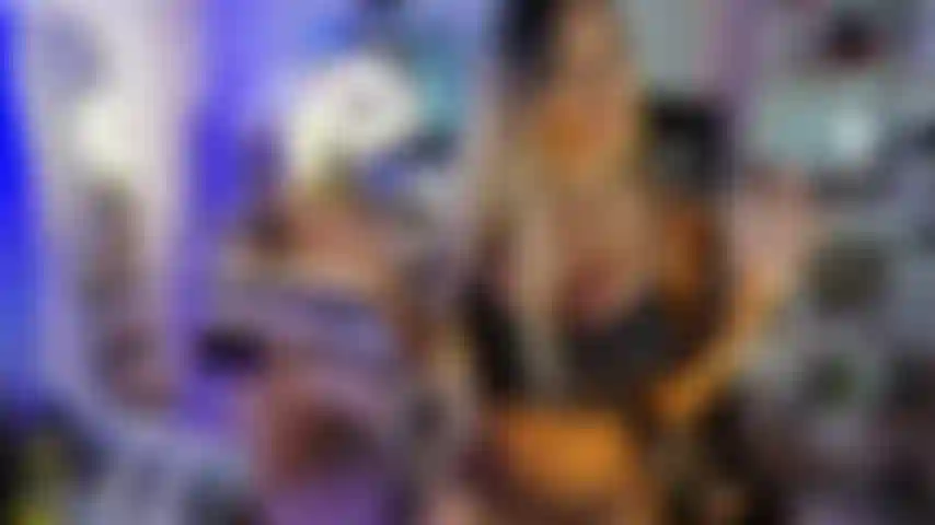 Cavalca un grosso dildo anale profondo 4k.