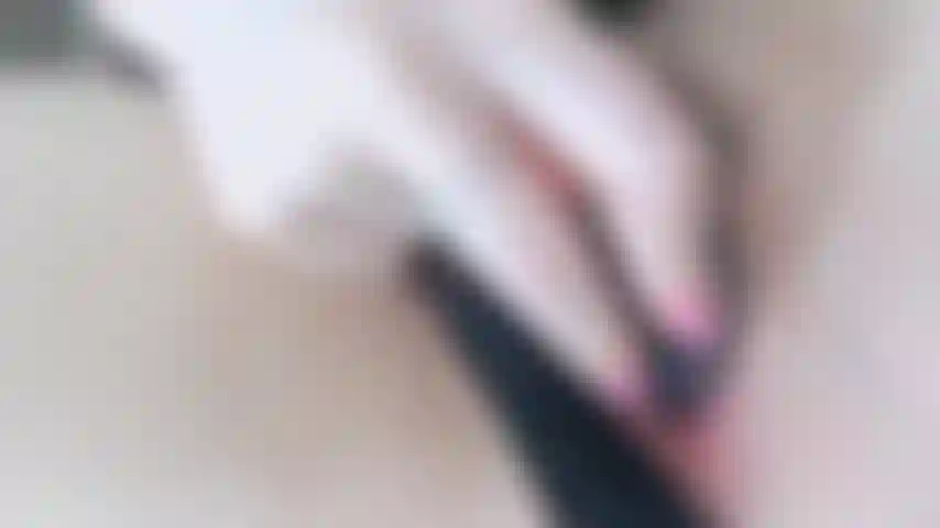 Mi sono arrapata sorprendentemente dal nulla e ho filmato una sborrata veloce :p.