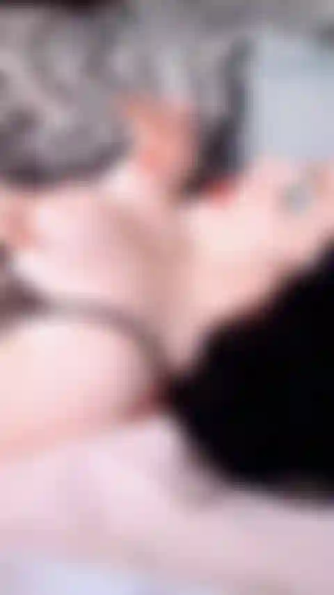 Fumano tette bollenti.