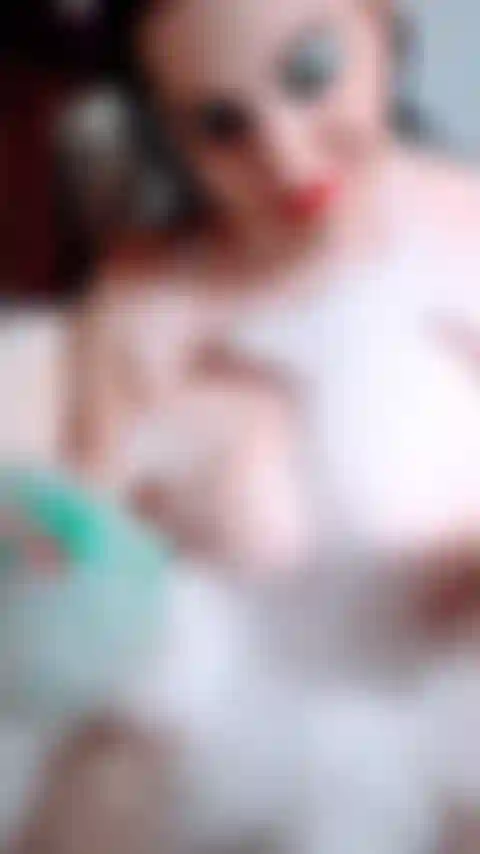 Clip di tette sudsy.