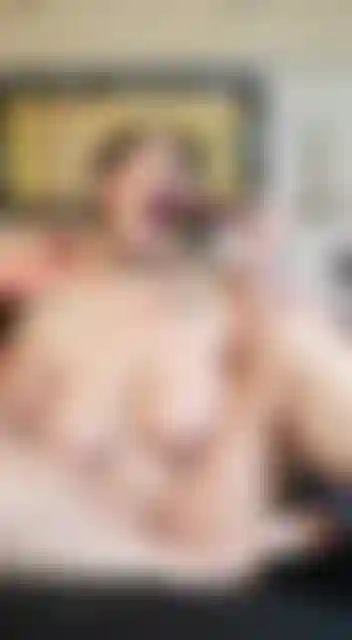 Una ricca masturbata.