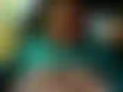 Le mie tette piene di latte erano così piene che avevo bisogno di pomparle in modo che smettessero di farmi male! Guardami giocare con i miei seni lattiginosi, leccarmi i capezzoli, spruzzarmi il seno dappertutto e usare il tiralatte per drenare il mio seno.