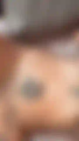 Nuda.