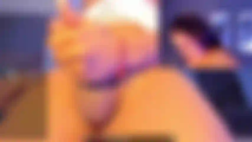 Mostrati sperma in faccia.