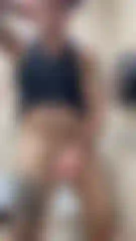 Bagno pubblico, quasi sorpreso a masturbarmi.