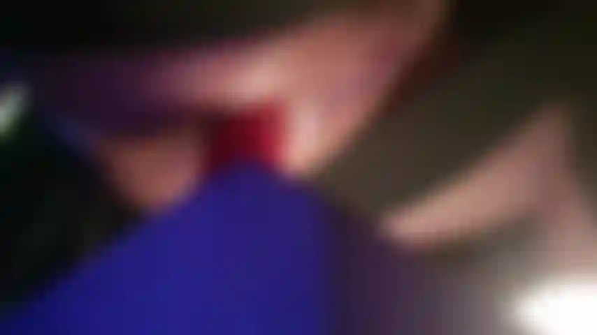 [Gioco anale consensuale] guarda la mia figa gonfia e bisognosa, ignorata, che gocciola...Qualcuno vorrà leccare quel desiderio, per favore?