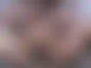 Una milf paffuta e tettona viene sul tuo cazzo.