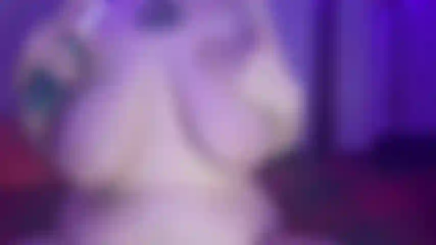 Video di tette oliate e titty fucking <3 6 min.