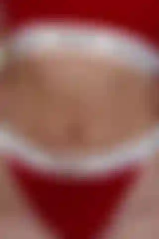 Mi spoglio e provoco.