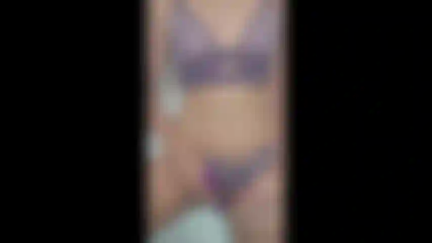 Set viola - video dall'atmosfera viola.