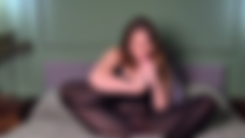 Feticista dei piedi: succhio le dita e lecco le piante.