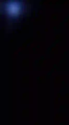 Luci accese, tette fuori!