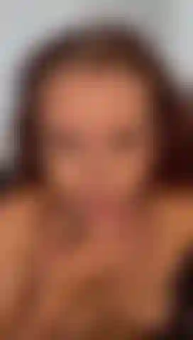 Mangio sperma dalla faccia.