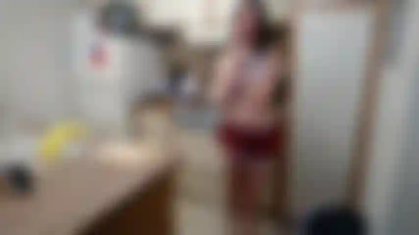 Quindi ho pensato di fare un video per passare il tempo a cucinare e mangiare con voi. Mi è piaciuto farlo e spero che vi aiuti a sentirvi tutti più a casa e in contatto con qualcuno in questi tempi <3.