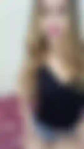 Mi muovo splendidamente con una musica meravigliosa).