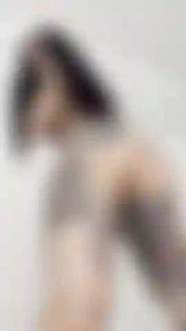 Naked_twerking_camera_underneath. Punto di vista super hot.