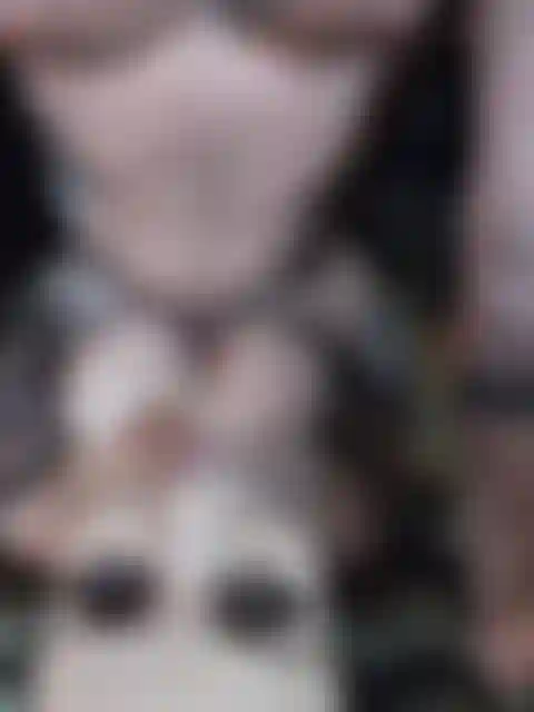 Mi faccio scopare le mie grosse tette finte.