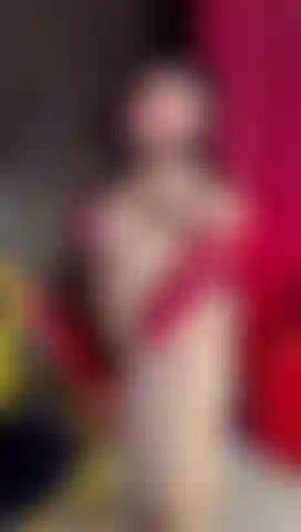 How does the color red look on me, my king?