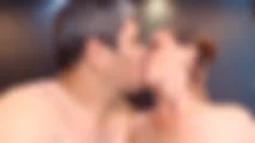 A long sexy kiss imagining that they are your rich lips