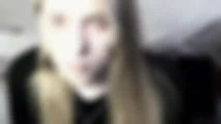 Pov, ti succhio e ti svuoto le palle.