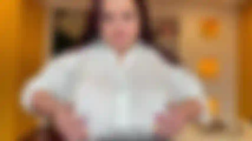 Desire_hugeboobs_buttons-popping-off-my-shirt.